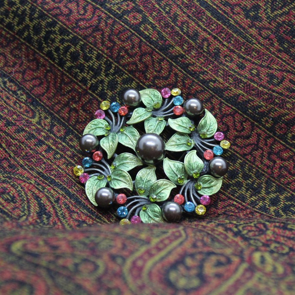 Crystal and Pearl Brooch